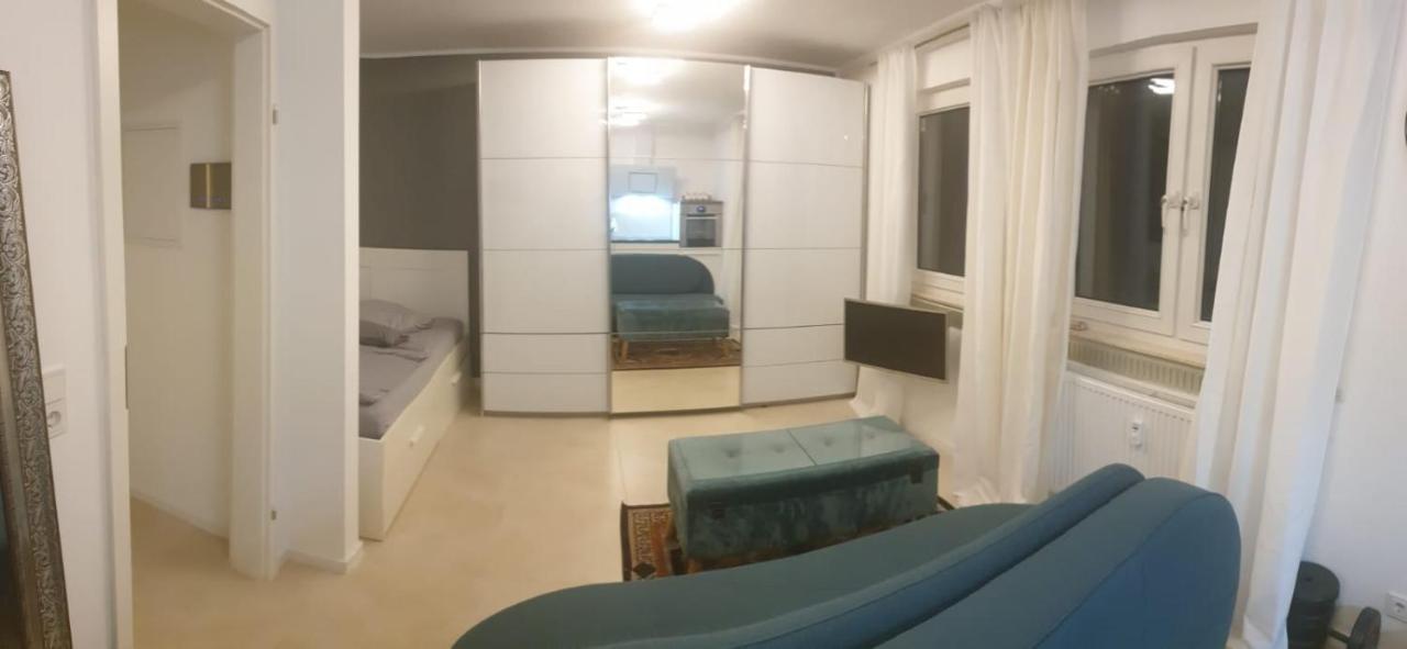 Apartment Mit Schoener, Moderner Einrichtung Köln Eksteriør bilde